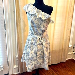 One shoulder, floral print dress. Size XS petite